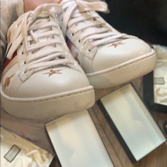 Gucci women’s ace sneakers. Summer shoe. 🐝⭐️ - Picture 3 of 7